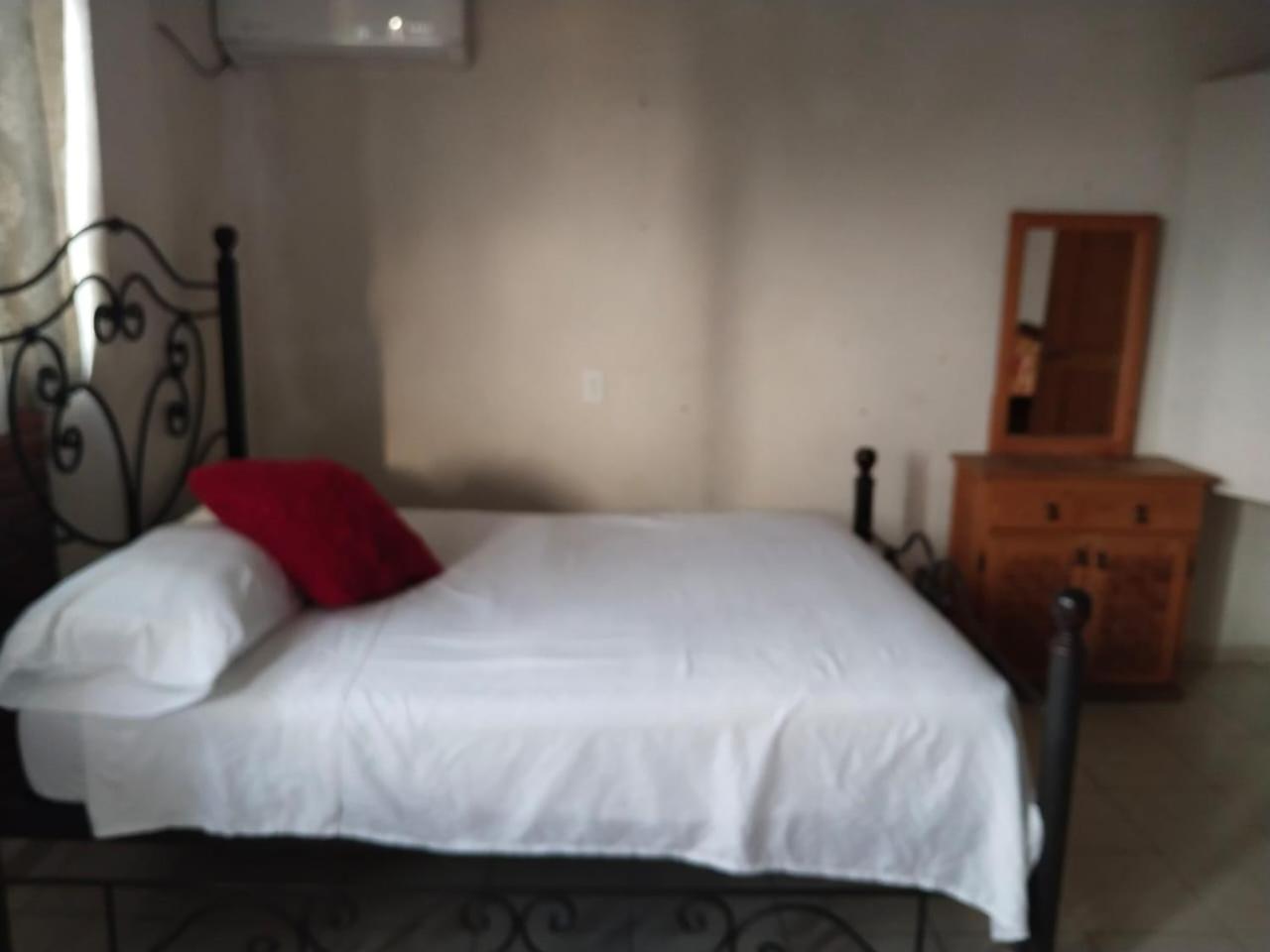Hotel La Laguna Tequesquitengo Eksteriør bilde